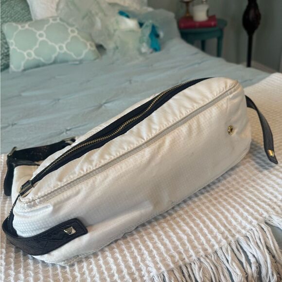 L.A.M.B. Gwen Stefani Stylish Black and White Nylon and Patent Shoulder Bag - Picture 10 of 15